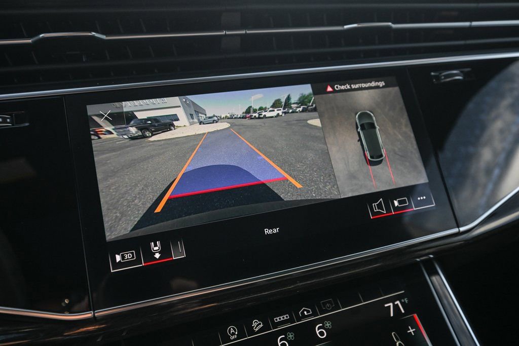 Used 2022 Audi Q8 Premium Plus image 37