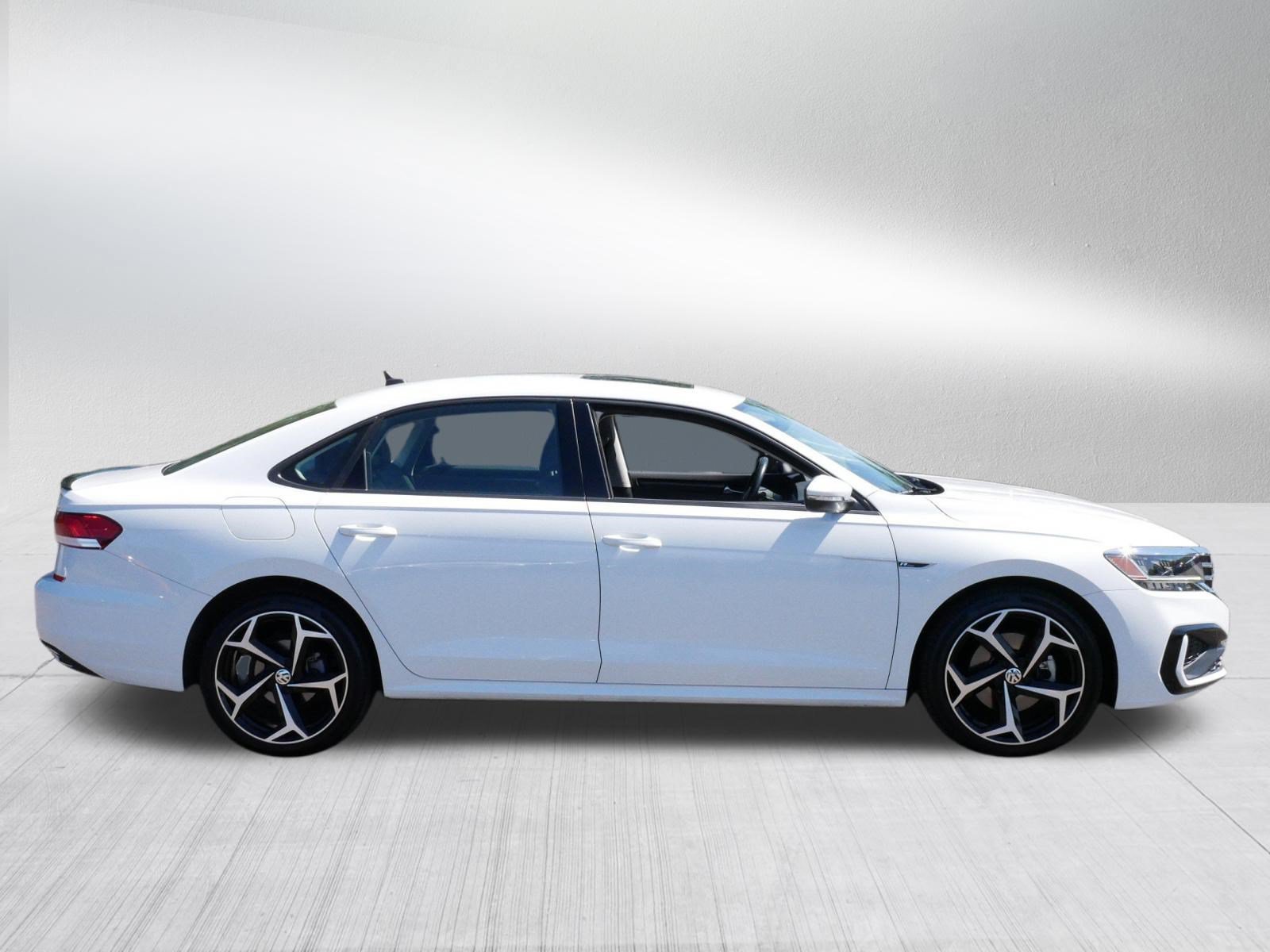 Certified 2020 Volkswagen Passat 2.0T R-Line FWD image 8