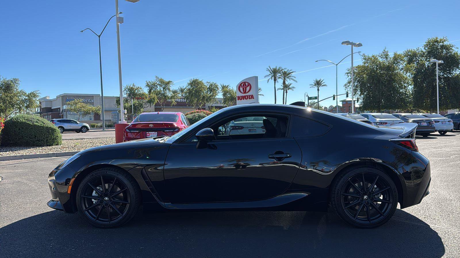 Used 2023 Toyota GR86 Premium image 4