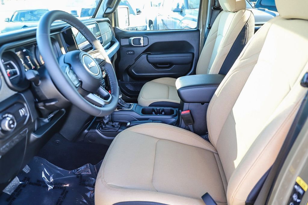 New 2026 Jeep Gladiator Willys AWD/4WD image 18