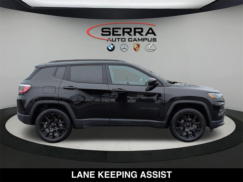 Used 2022 Jeep Compass Altitude w/ Convenience Group image 12