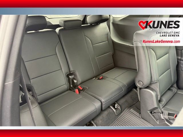 New 2026 Chevrolet Traverse LT w/ Sun and Wheel Package image 15