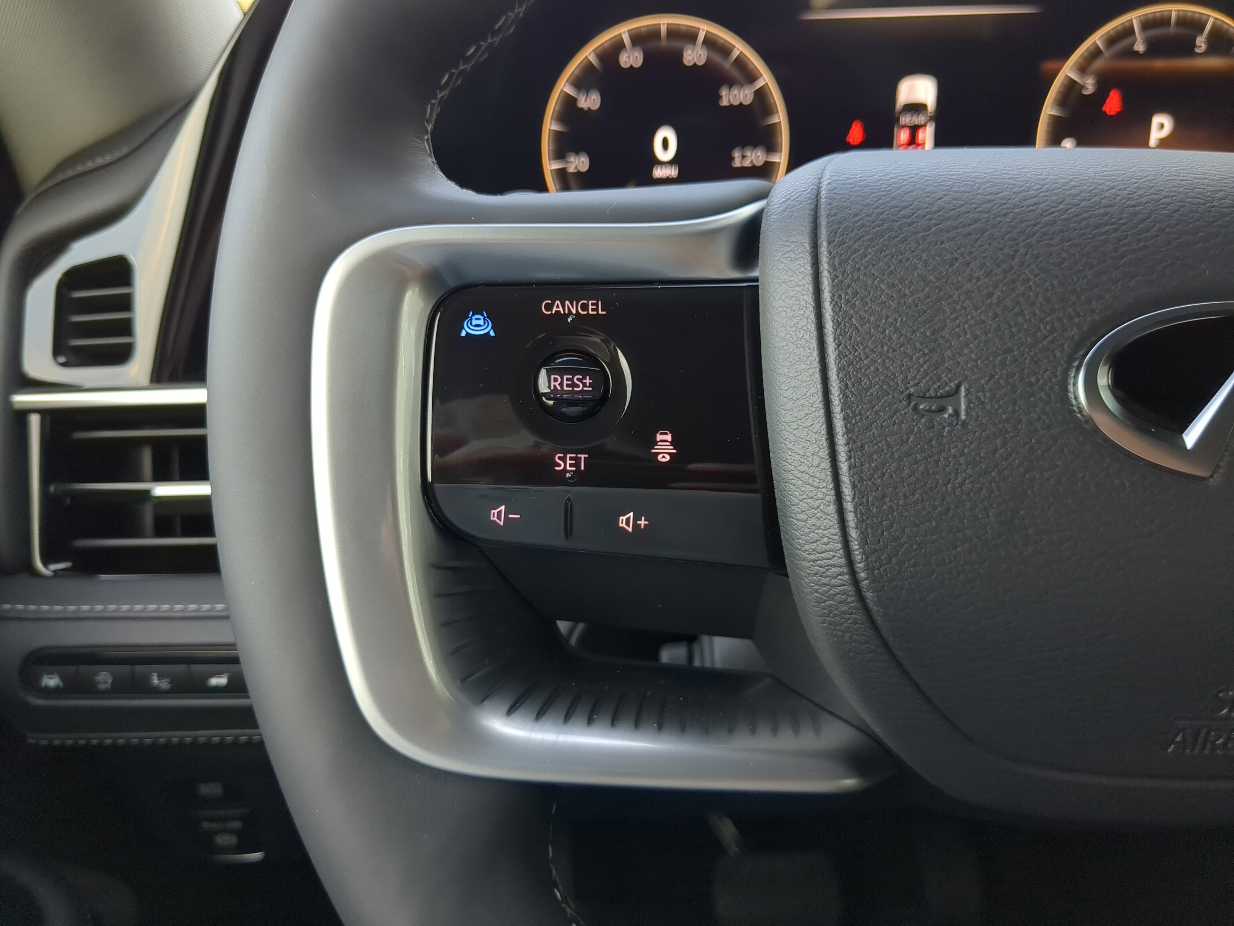 New 2026 INFINITI QX80 Luxe w/ Exterior Package image 27