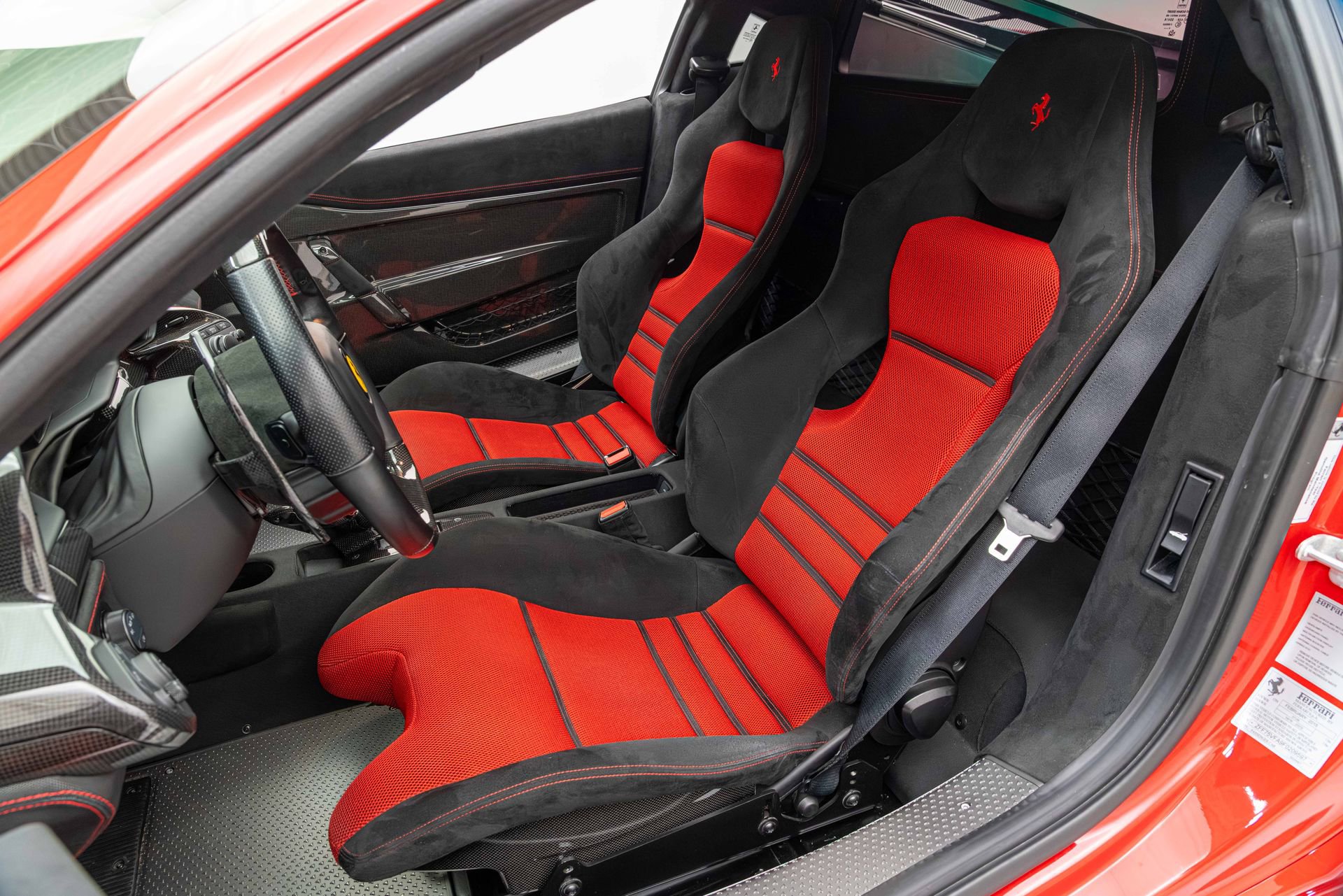 Certified 2015 Ferrari 458 Speciale Coupe RWD image 5