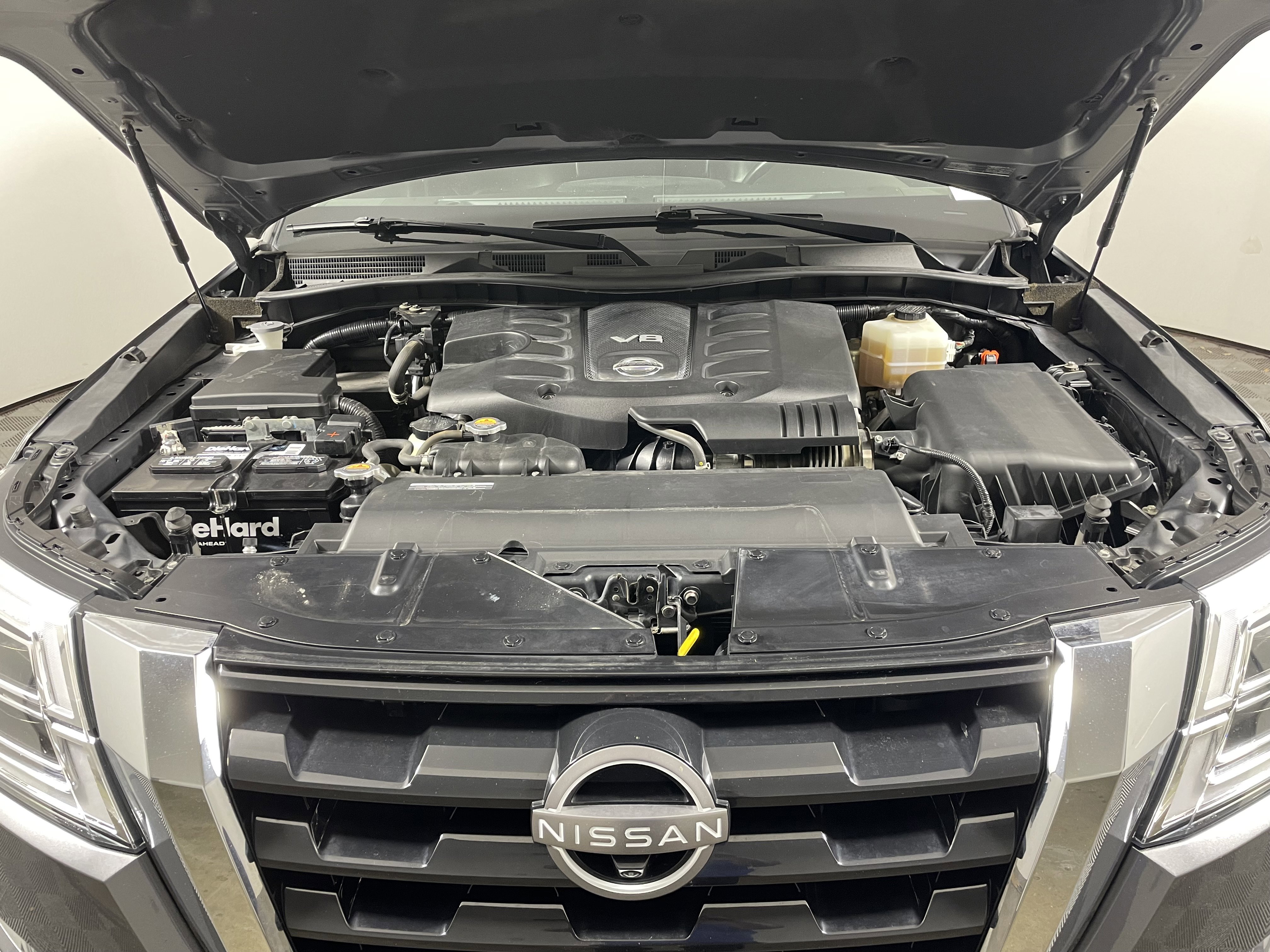 Used 2021 Nissan Armada SL w/ Captain's Chairs Package image 20