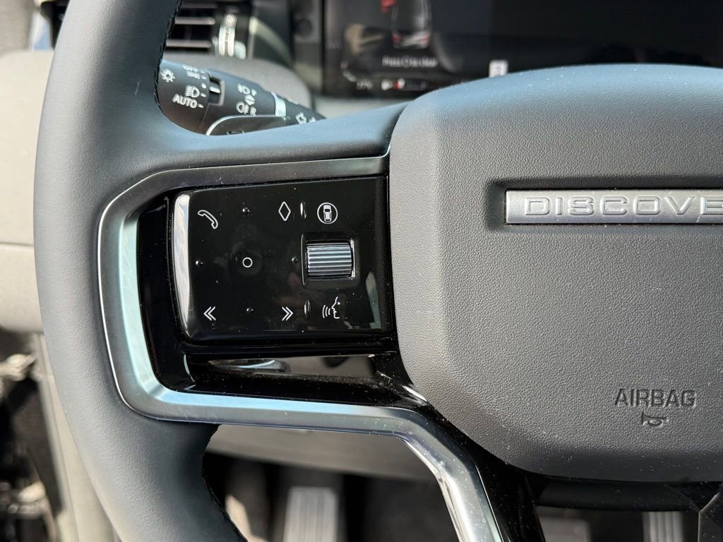 Used 2024 Land Rover Discovery Sport S image 16