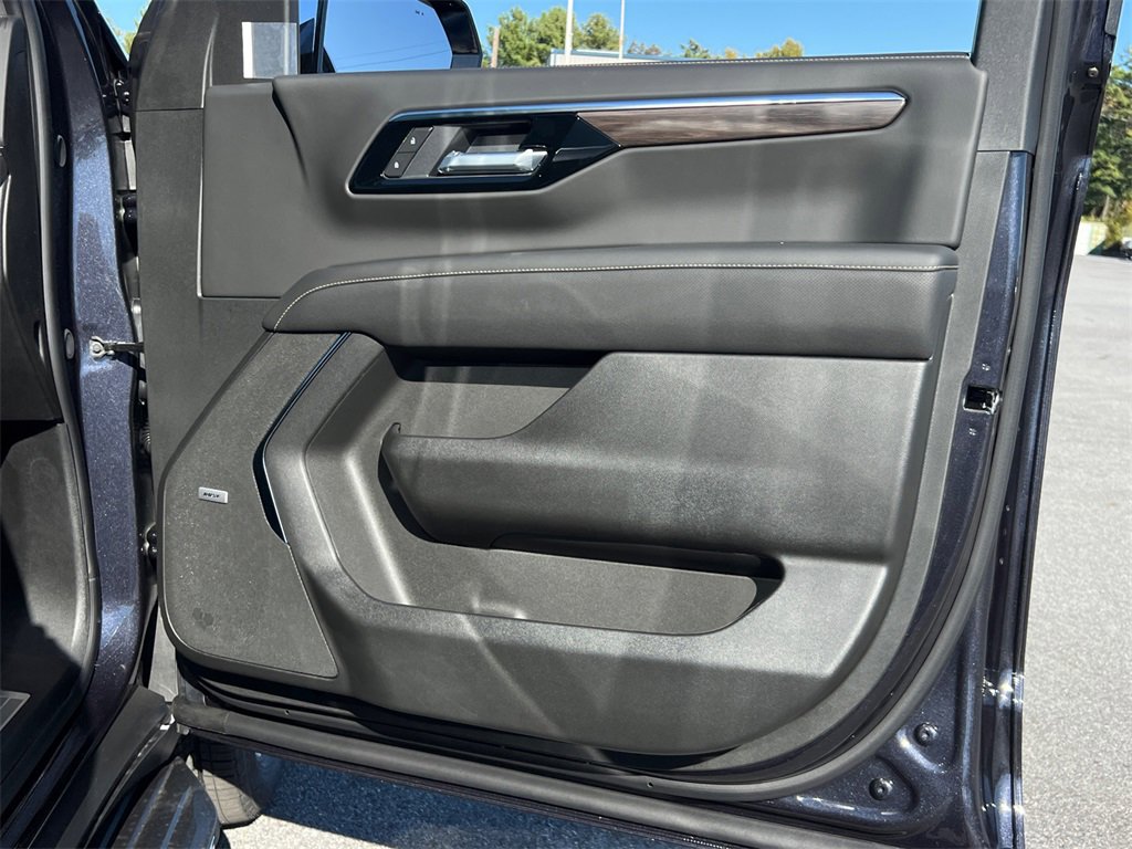 New 2026 Chevrolet Tahoe Premier image 8