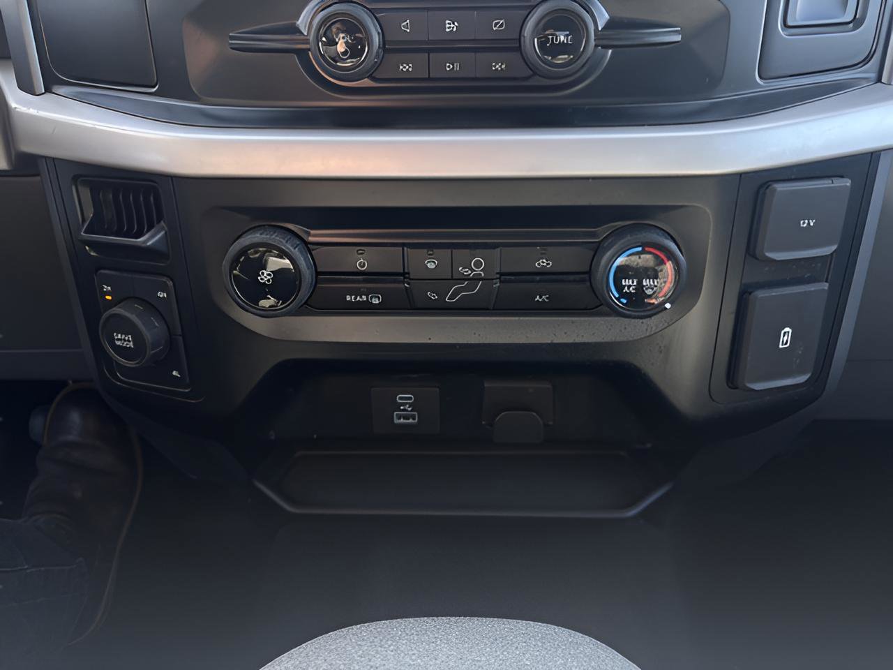 Used 2023 Ford F150 XLT image 24