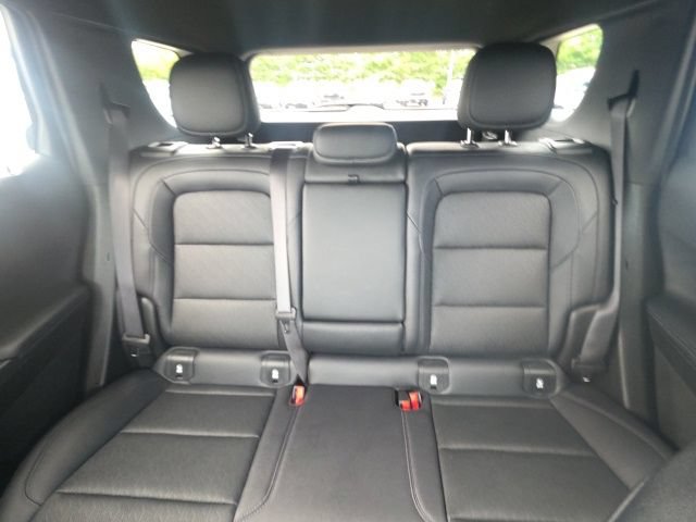 New 2026 Chevrolet Equinox LT w/ Convenience Package II AWD/4WD image 25