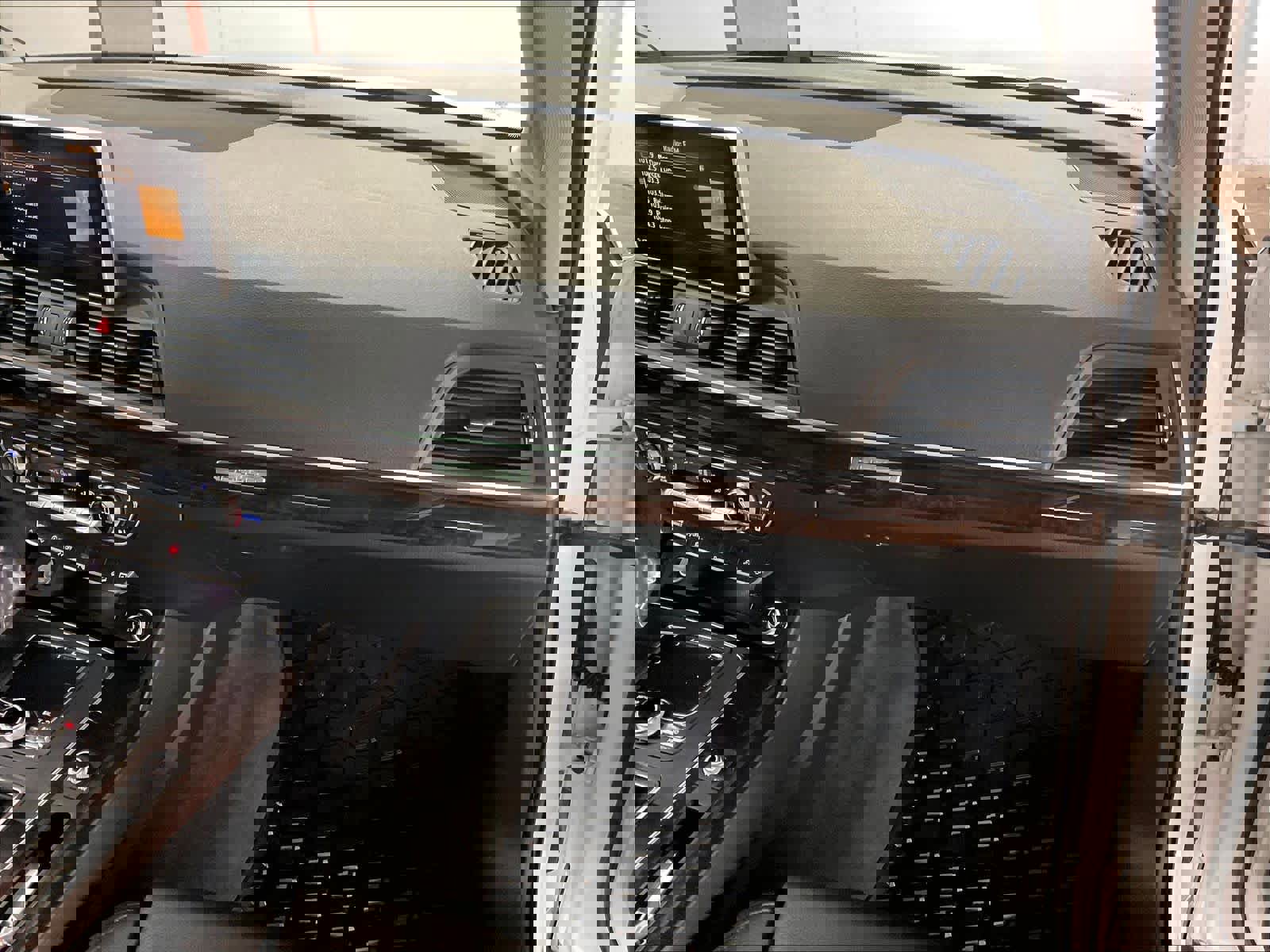 Used 2018 Audi Q5 2.0T Premium Plus image 16