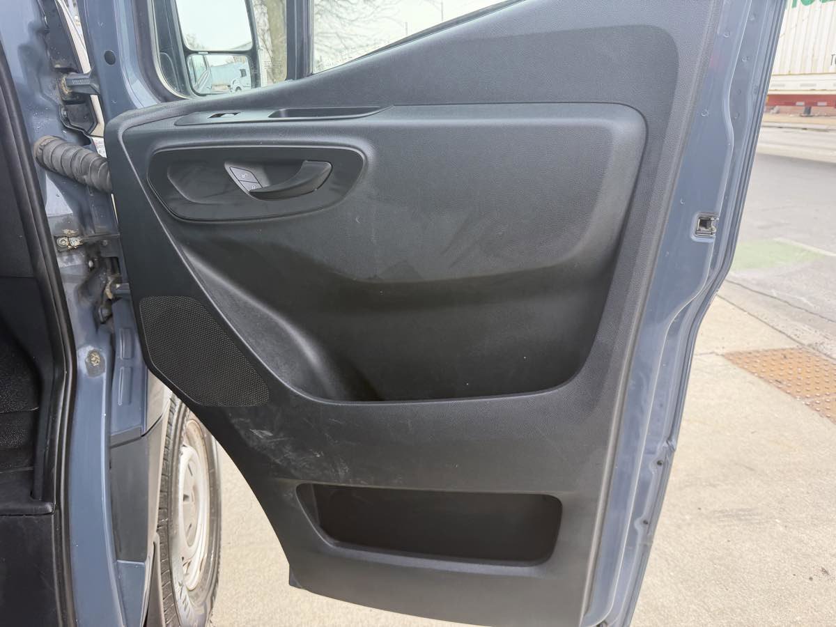 Used 2019 Mercedes-Benz Sprinter 144 image 16