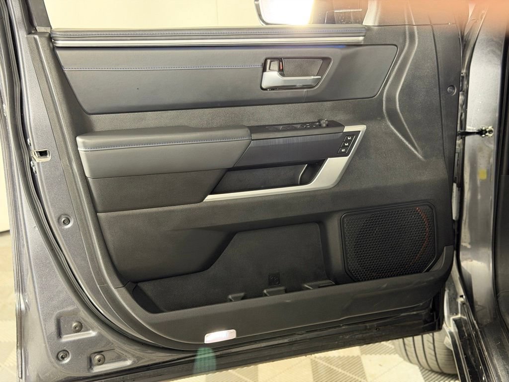 Used 2023 Toyota Tundra Platinum AWD/4WD image 34