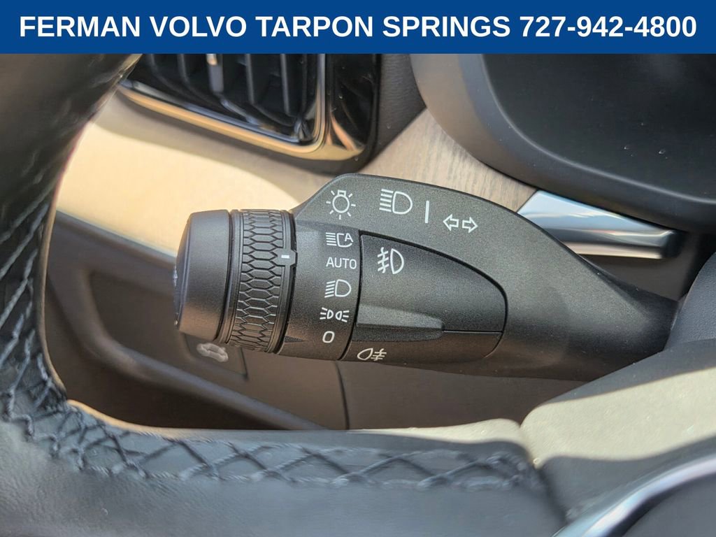 New 2026 Volvo XC60 B5 Plus w/ Protection Package Premier image 31
