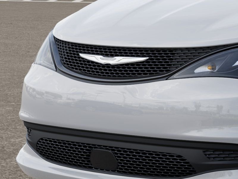 New 2026 Chrysler Voyager LX FWD image 11