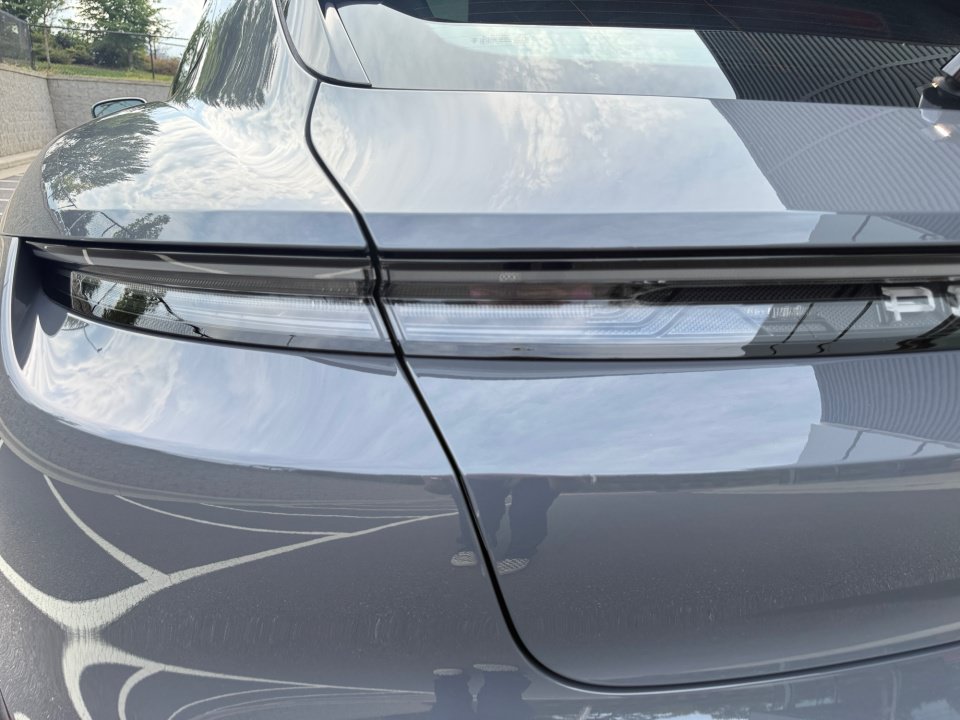 New 2026 Porsche Taycan 4S AWD/4WD image 14