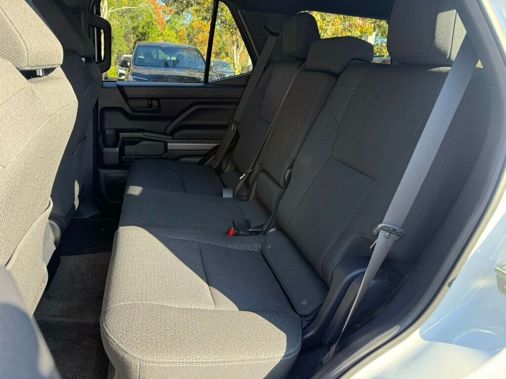 Used 2025 Toyota 4Runner SR5 image 7