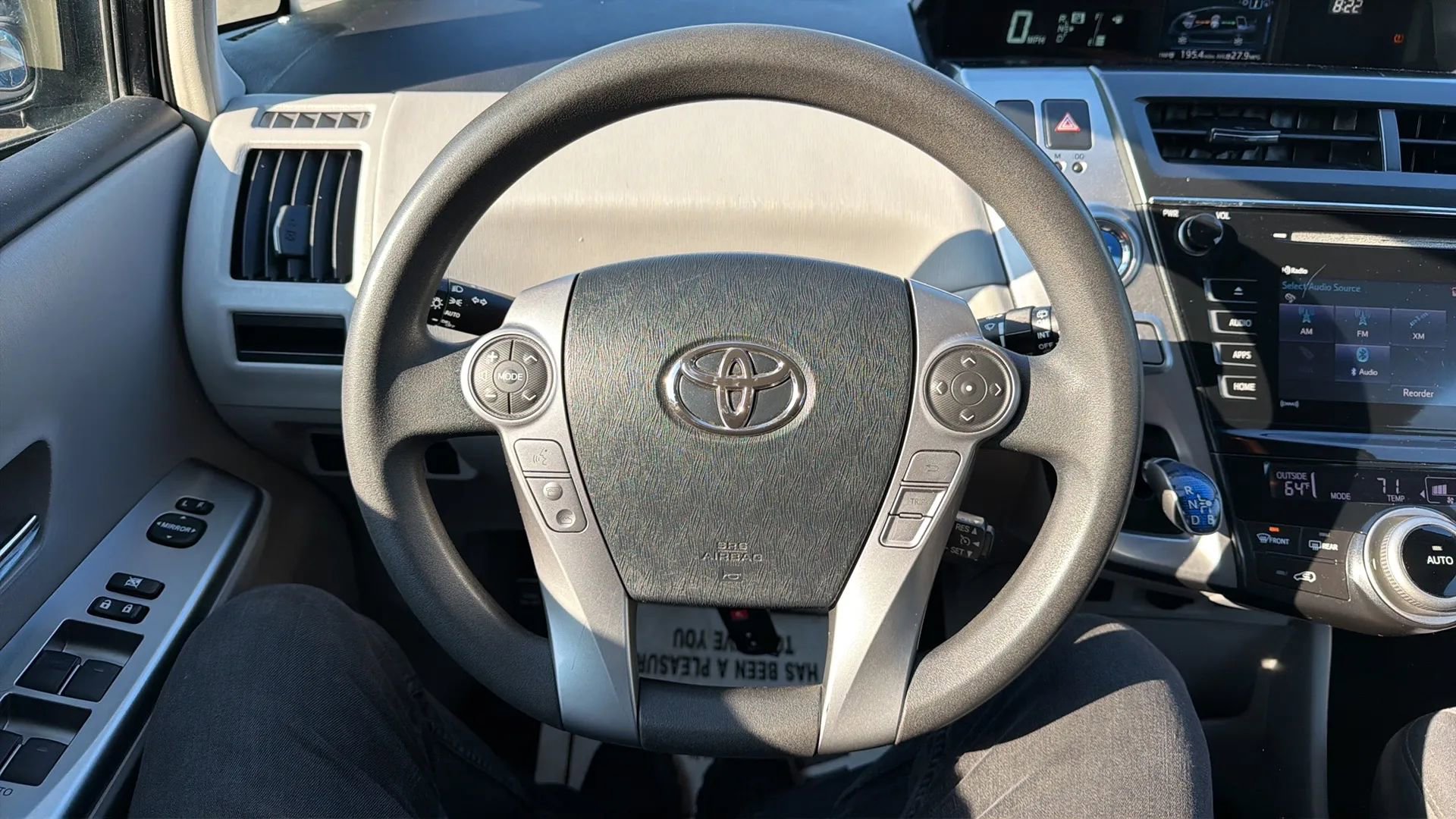 Used 2017 Toyota Prius V Three w/ Carpet Mat Package FWD image 10