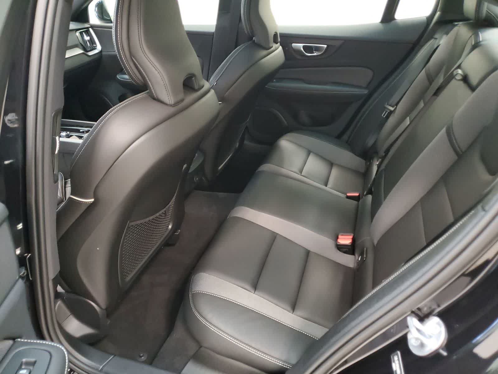 Used 2024 Volvo S60 B5 Plus FWD image 21