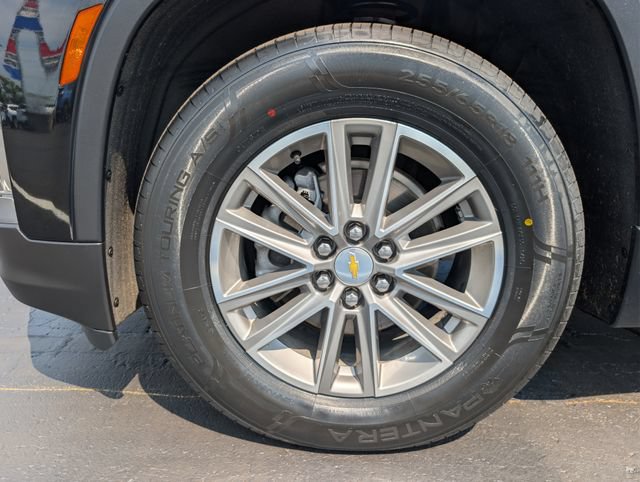 Used 2023 Chevrolet Traverse LT FWD image 28