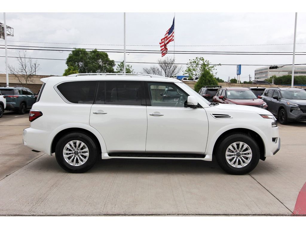 Used 2024 Nissan Armada SV image 5
