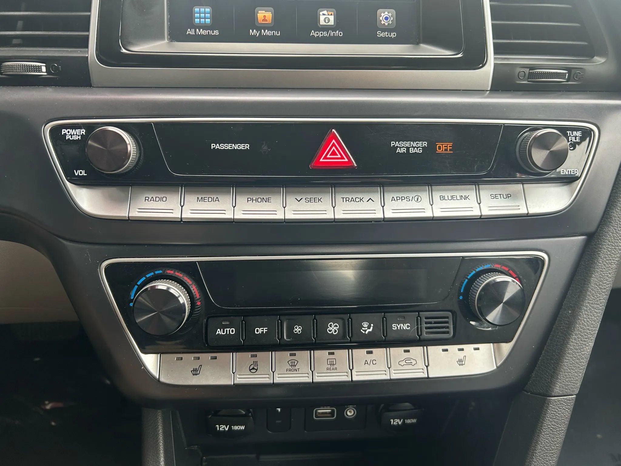 Used 2018 Hyundai Sonata SEL w/ Tech Package 04 image 9