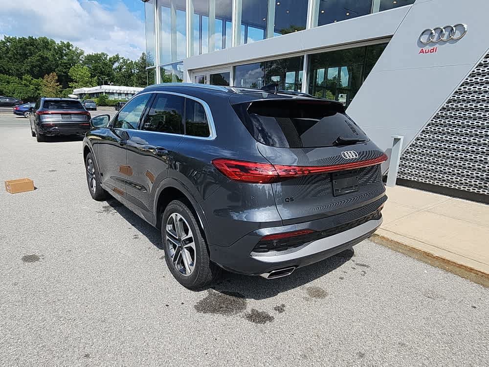 Used 2025 Audi Q5 Premium w/ Convenience Package AWD/4WD image 8