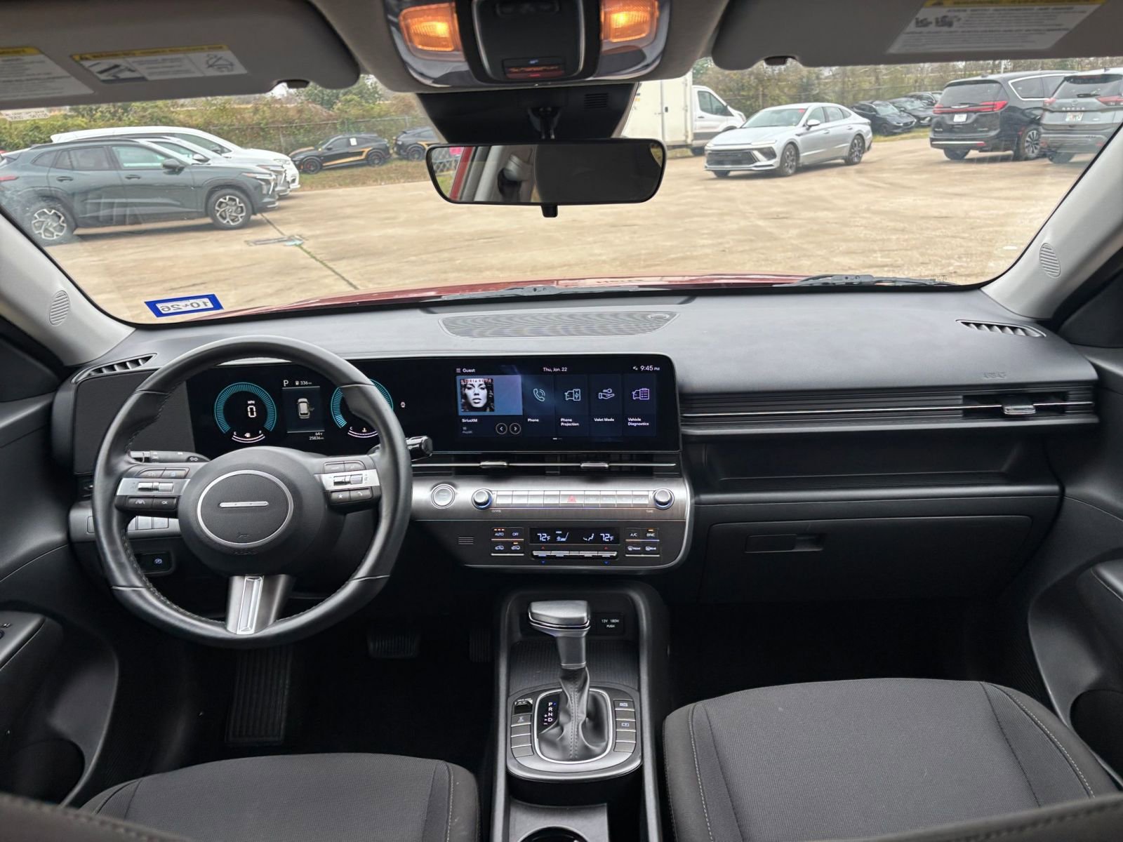 Used 2025 Hyundai Kona SEL image 34