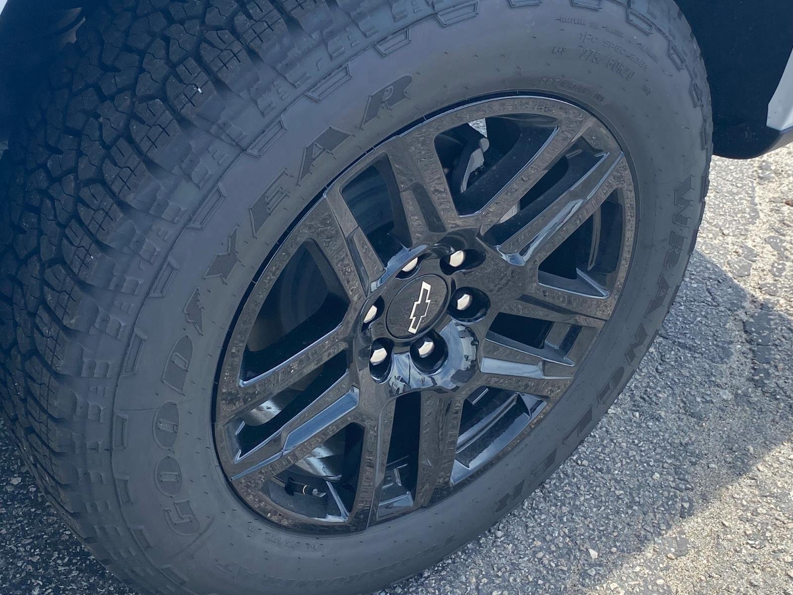 New 2026 Chevrolet Silverado 1500 Custom w/ Turbomax Blackout Package AWD/4WD image 24
