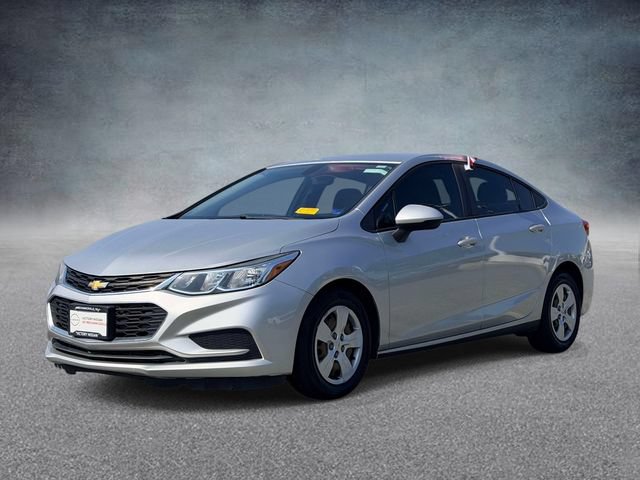 Used 2017 Chevrolet Cruze LS FWD image 5