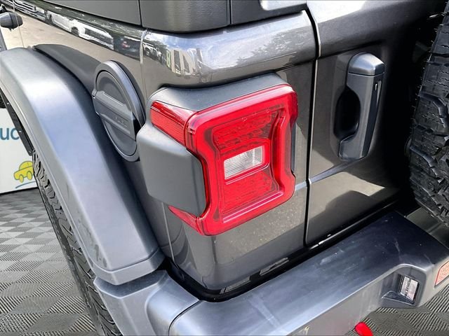 Used 2024 Jeep Wrangler Unlimited Rubicon AWD/4WD image 31