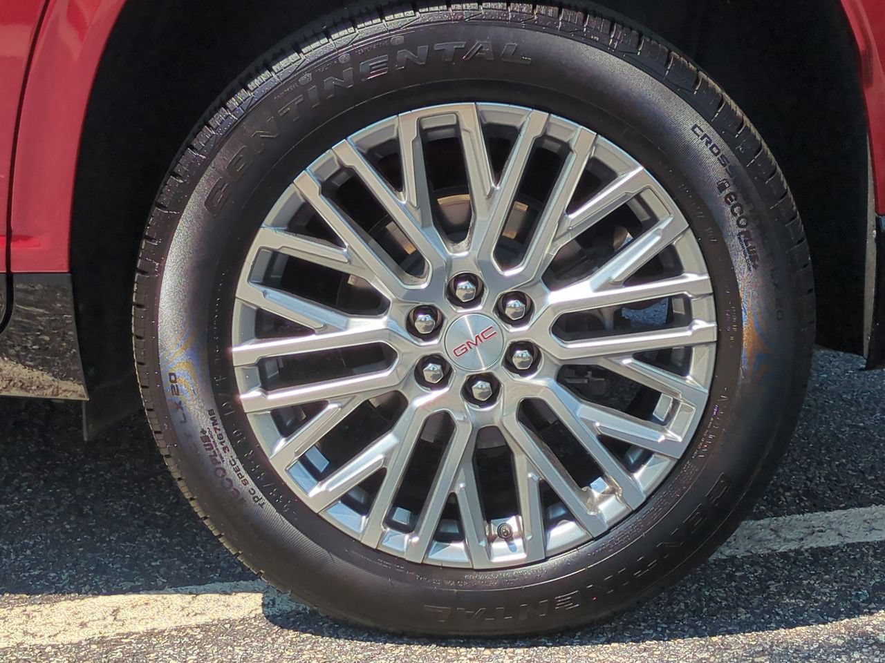 Used 2024 GMC Acadia Denali w/ LPO, Floor Liner Package AWD/4WD image 33