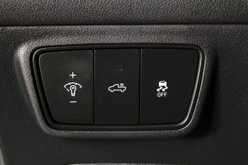 Certified 2024 Hyundai Santa Cruz SE image 22