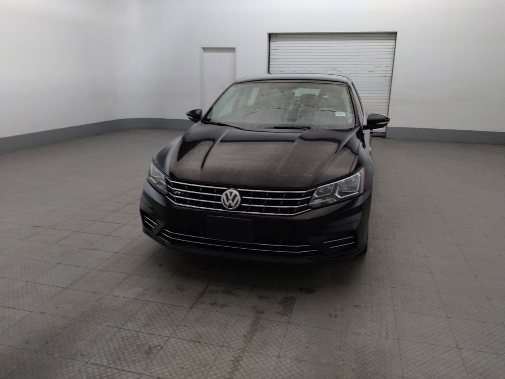 Used 2017 Volkswagen Passat 1.8T R-Line FWD image 15