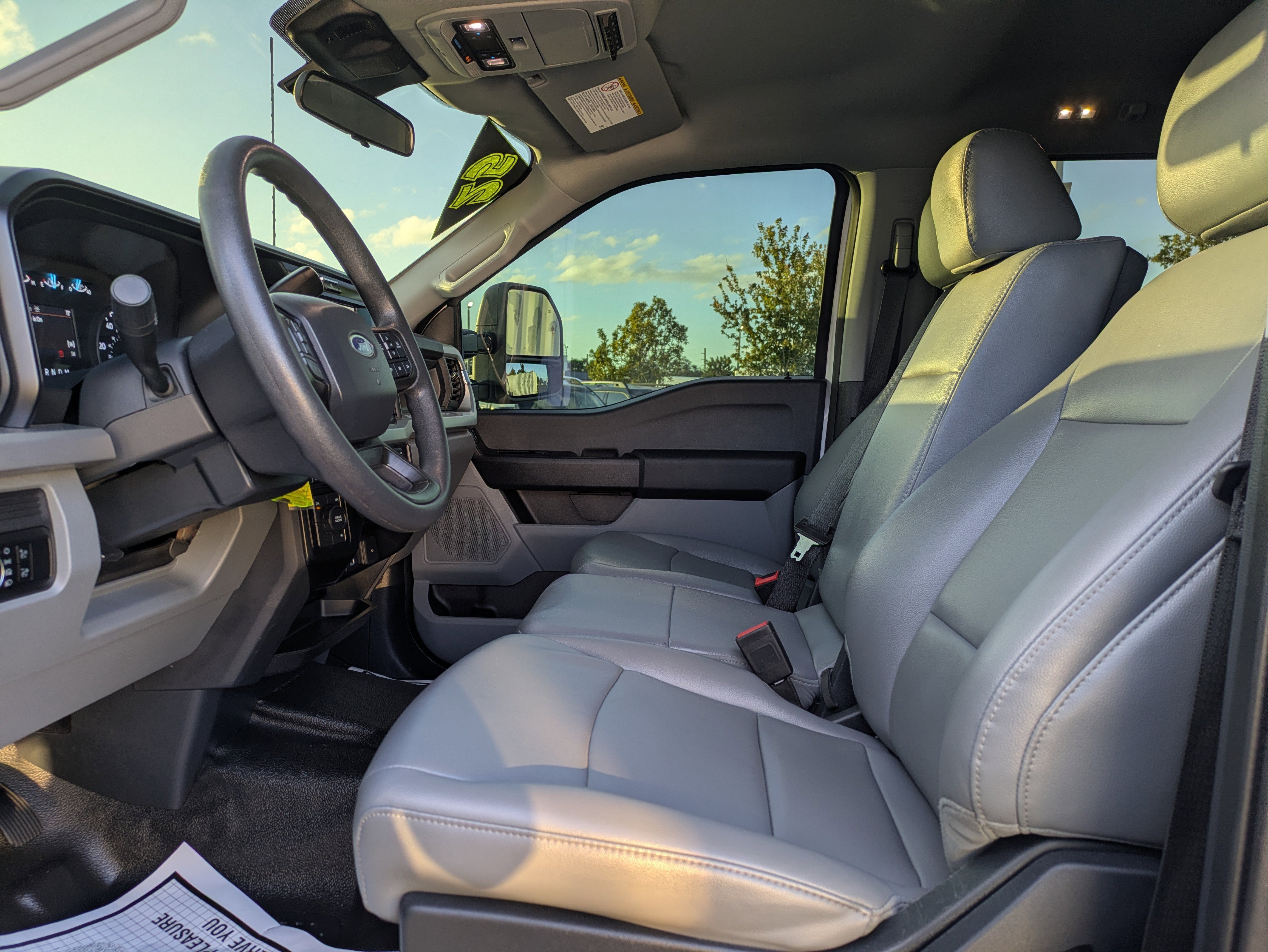 Used 2025 Ford F350 XL w/ XL Chrome Package image 26