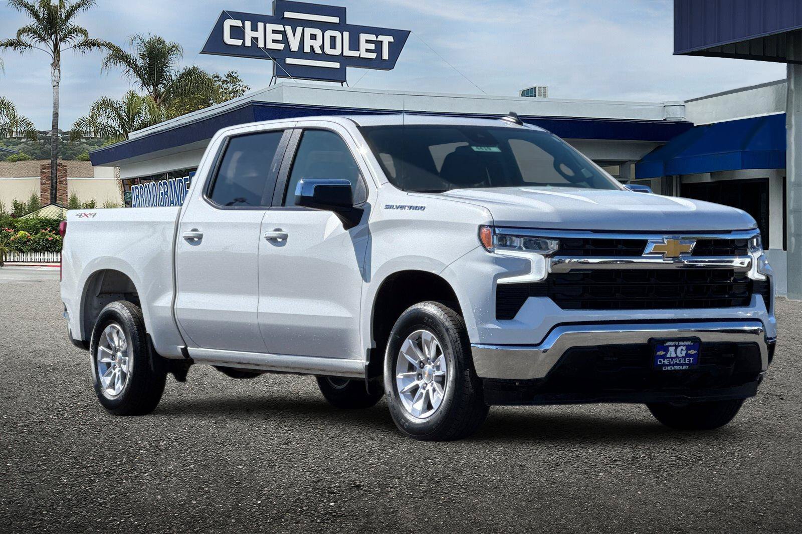 Used 2026 Chevrolet Silverado 1500 LT AWD/4WD image 32