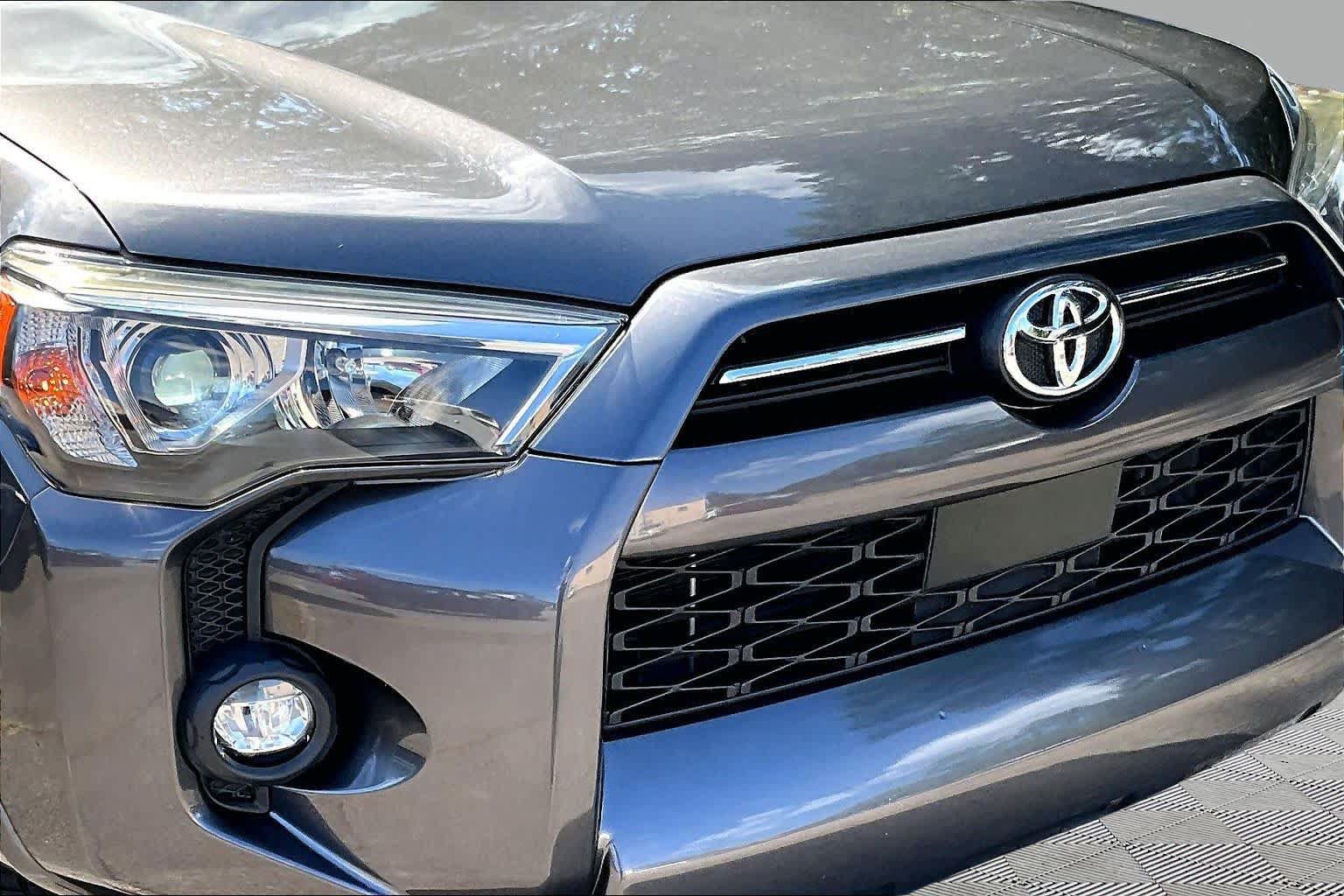 Certified 2021 Toyota 4Runner SR5 RWD image 59