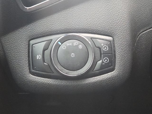 Used 2013 Ford C-MAX Energi SEL FWD image 29