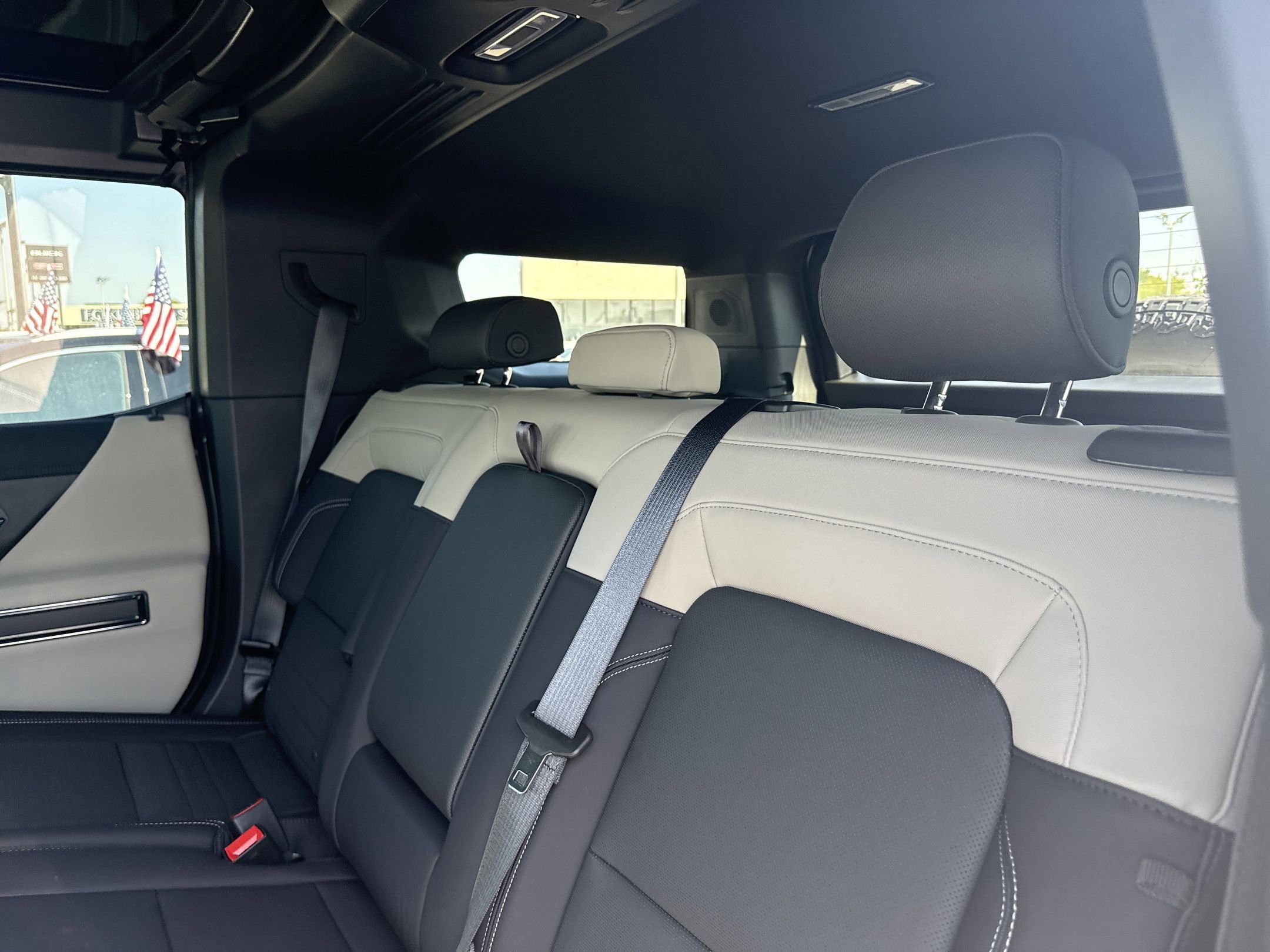 New 2026 GMC Hummer EV SUV image 21