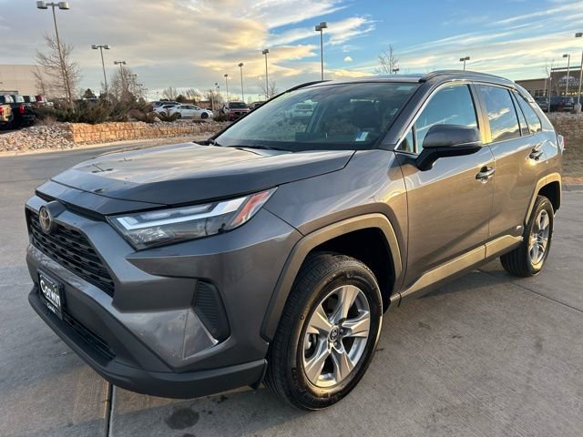 Used 2025 Toyota RAV4 XLE image 3