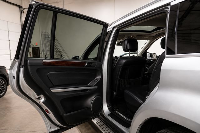 Used 2011 Mercedes-Benz GL 450 4MATIC image 29