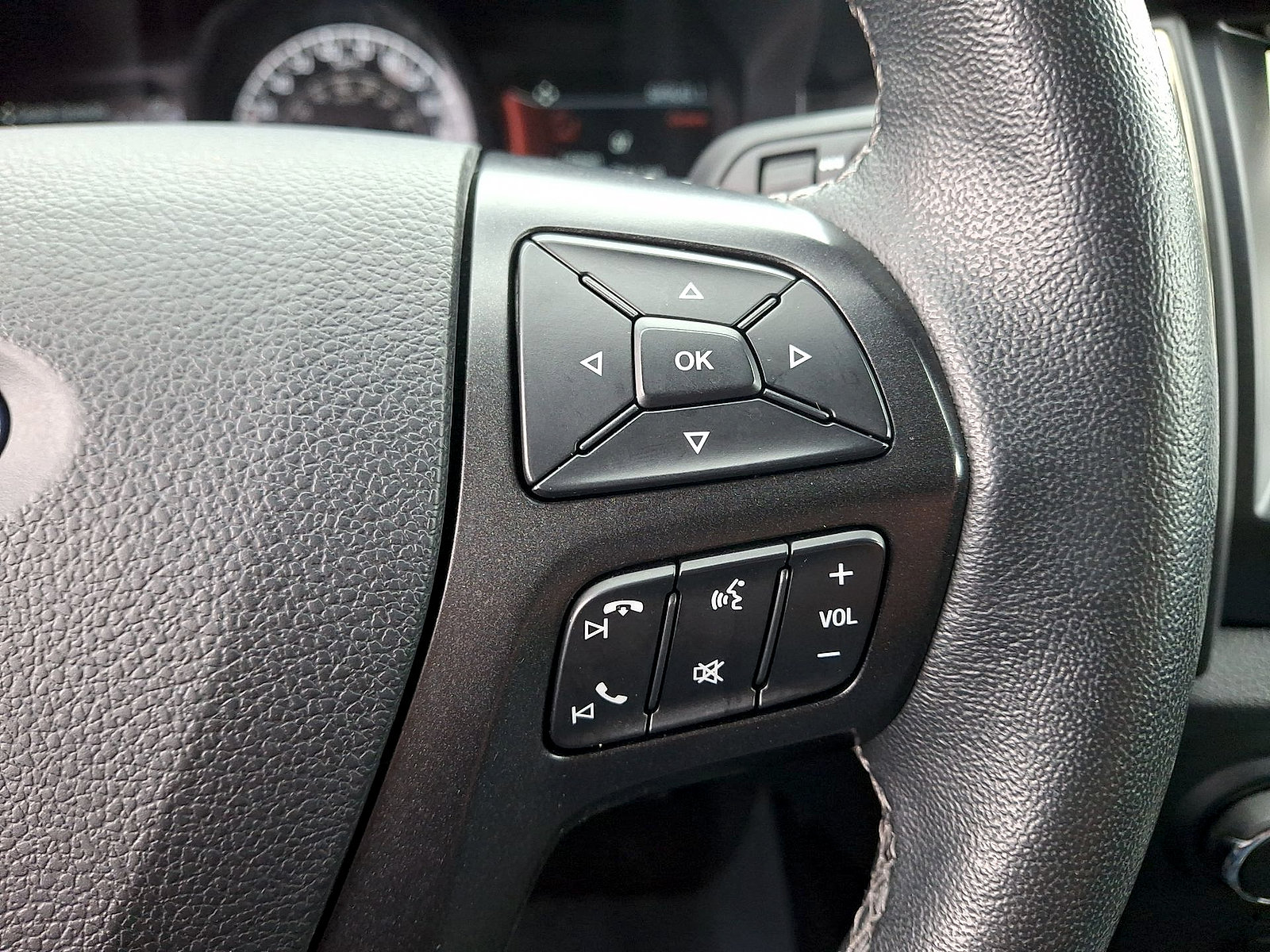 Used 2022 Ford Ranger Lariat w/ Tremor Off-Road Package AWD/4WD image 18