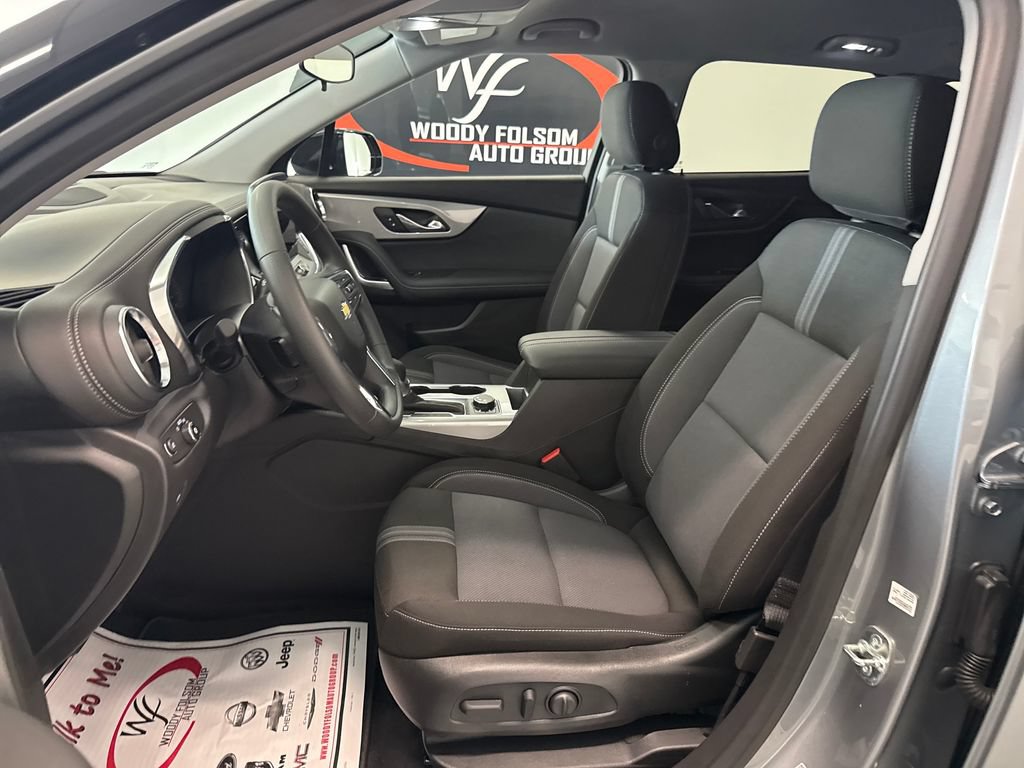 New 2026 Chevrolet Blazer LT w/ Midnight/Sport Edition FWD image 11