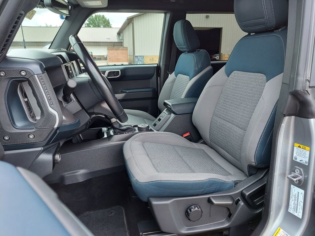 Used 2023 Ford Bronco Outer Banks image 4