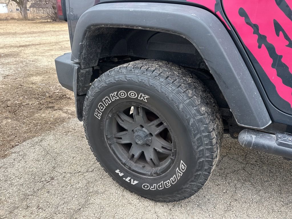 Used 2017 Jeep Wrangler Unlimited Sport w/ Connectivity Group image 10