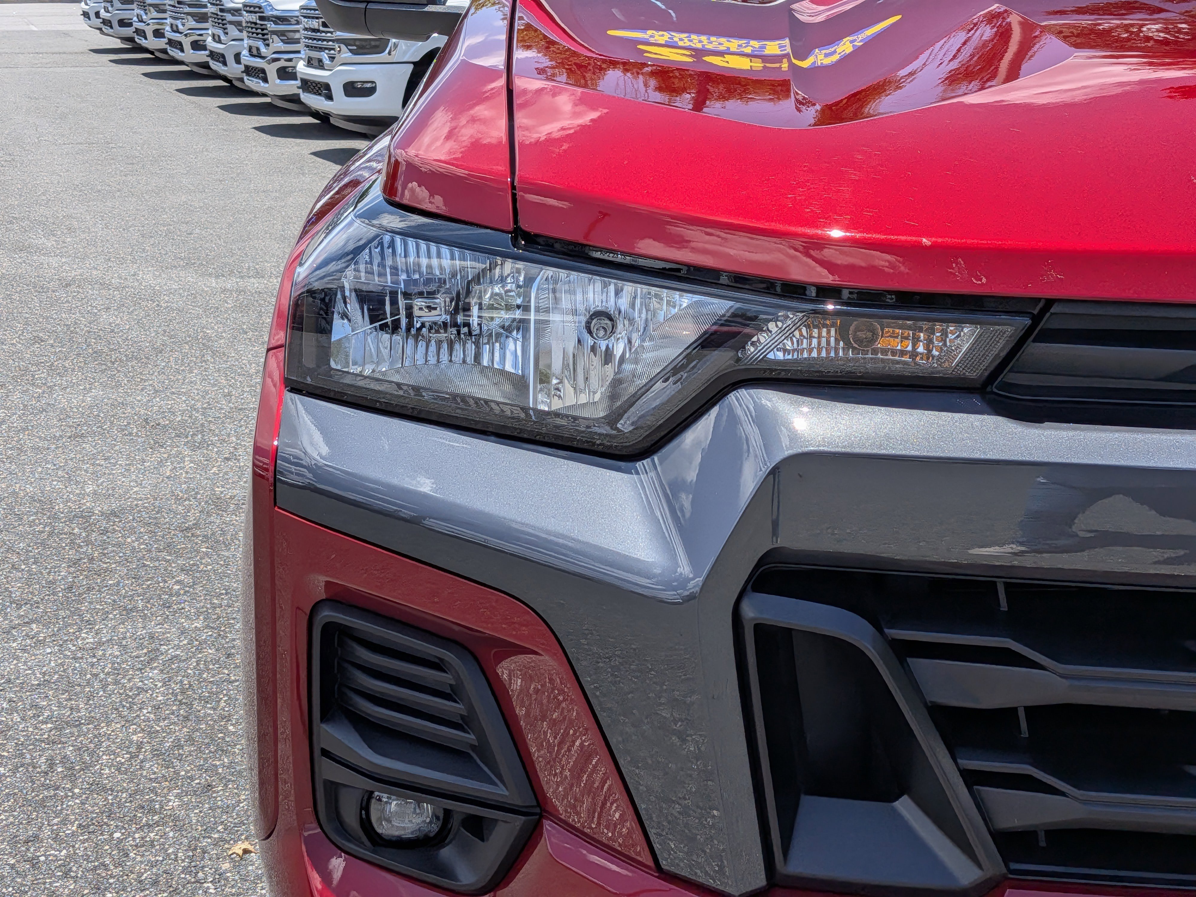 Used 2024 Chevrolet Colorado LT w/ LT Convenience Package II RWD image 9