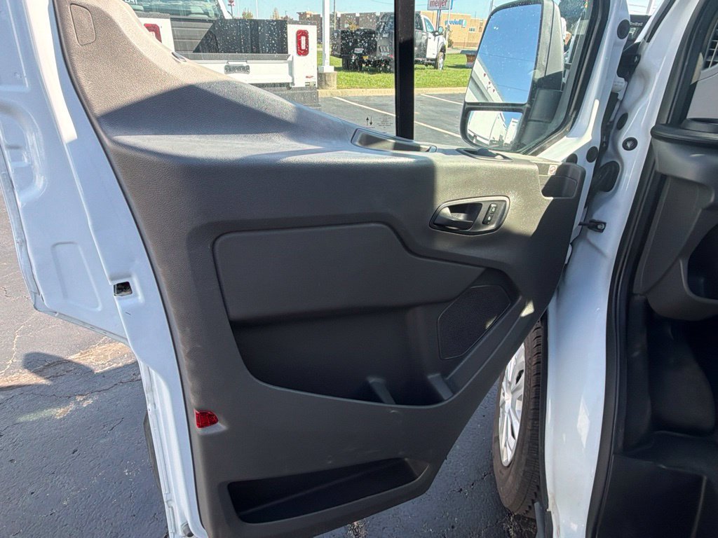 Used 2020 Ford Transit 250 Low Roof w/ Exterior Upgrade Package RWD image 15