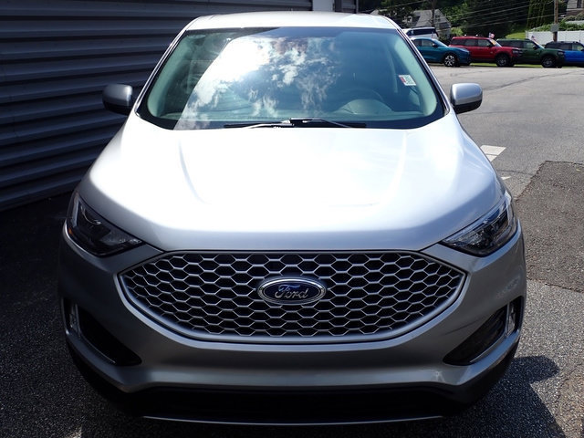 Certified 2023 Ford Edge SEL w/ Convenience Package AWD/4WD image 12