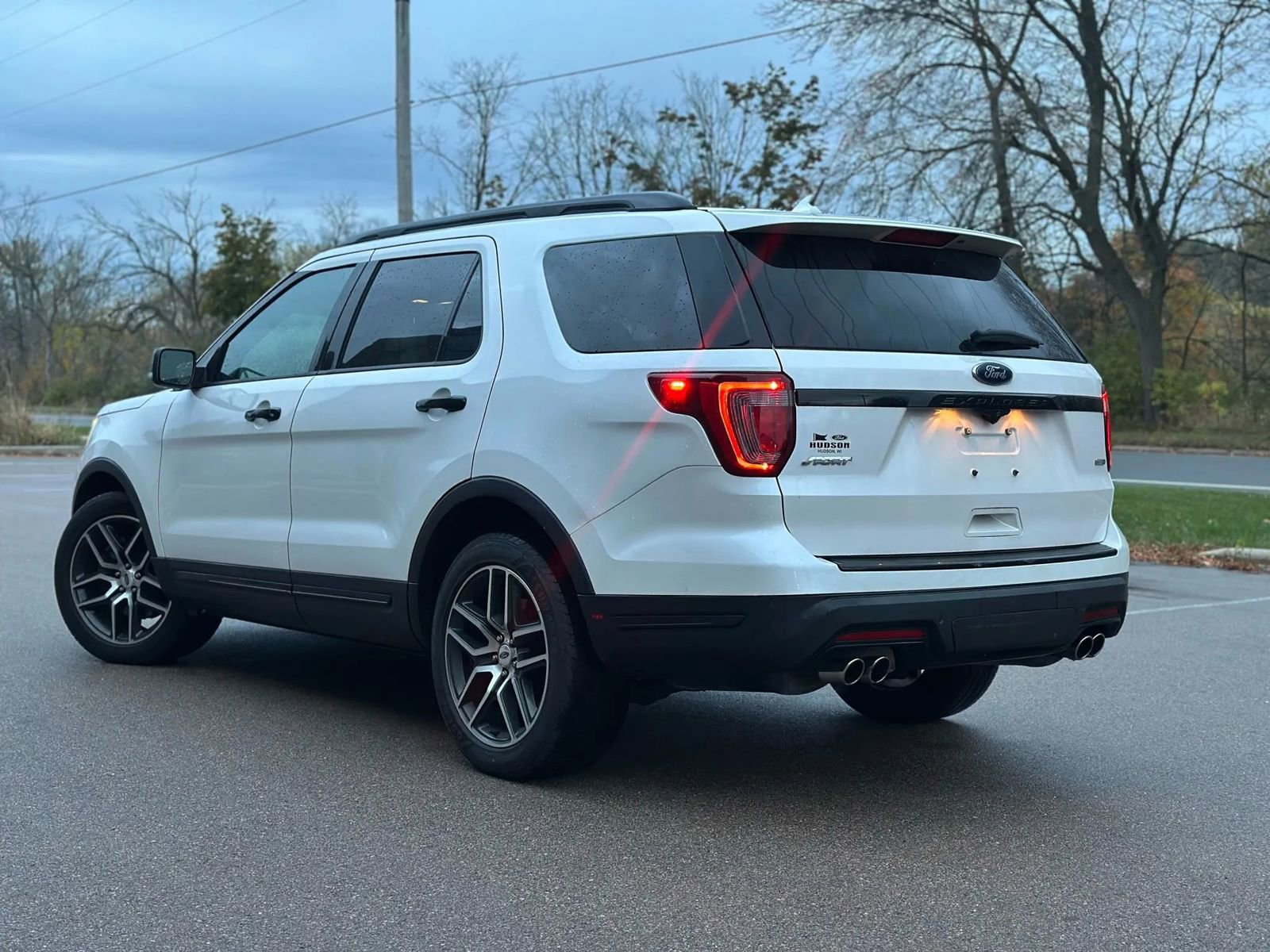 Used 2018 Ford Explorer Sport w/ Equipment Group 401A image 9