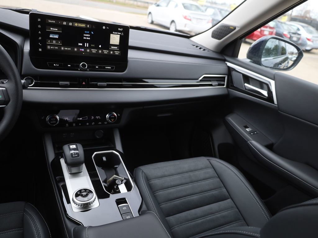 New 2025 Mitsubishi Outlander SE image 22