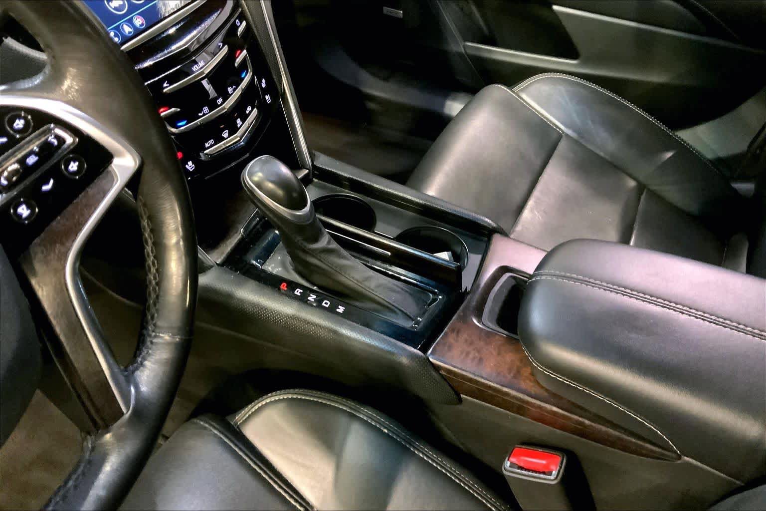 Used 2019 Cadillac XTS Luxury image 17